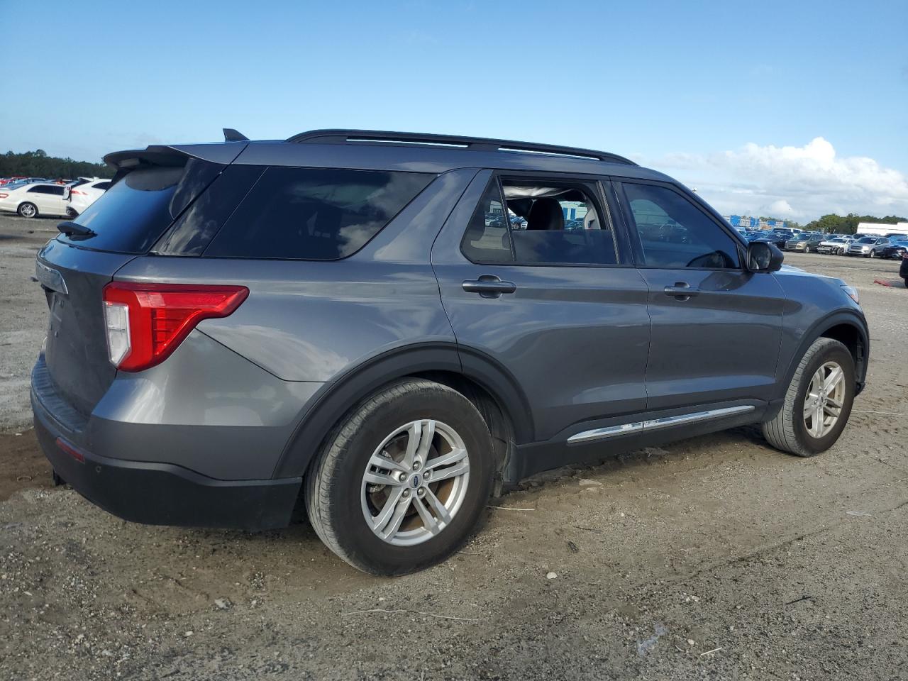 2022 FORD EXPLORER XLT VIN:1FMSK7DH9NGA31849
