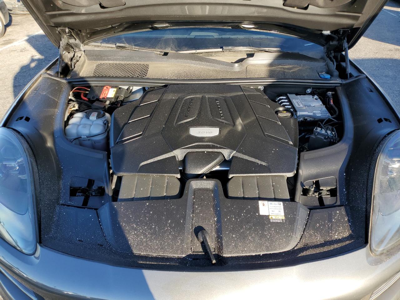 2022 PORSCHE CAYENNE COUPE VIN:WP1BA2AYXNDA48125