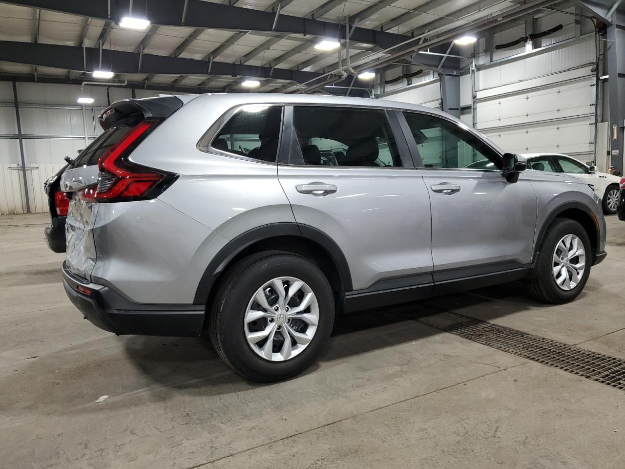 2024 HONDA CR-V LX VIN:2HKRS4H21RH439626