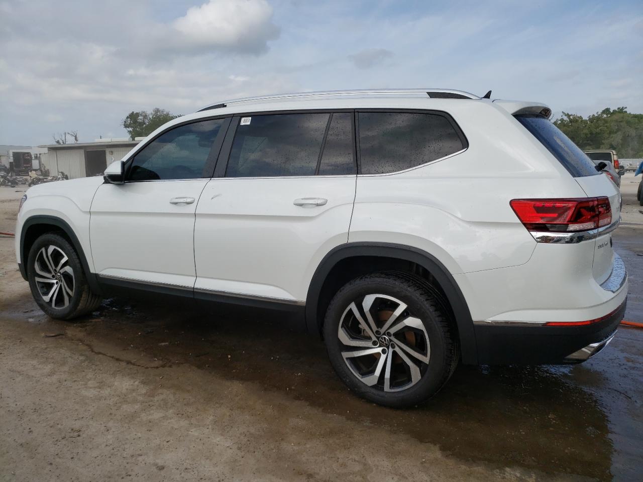 2023 VOLKSWAGEN ATLAS SEL VIN:1V2BR2CA5PC548937