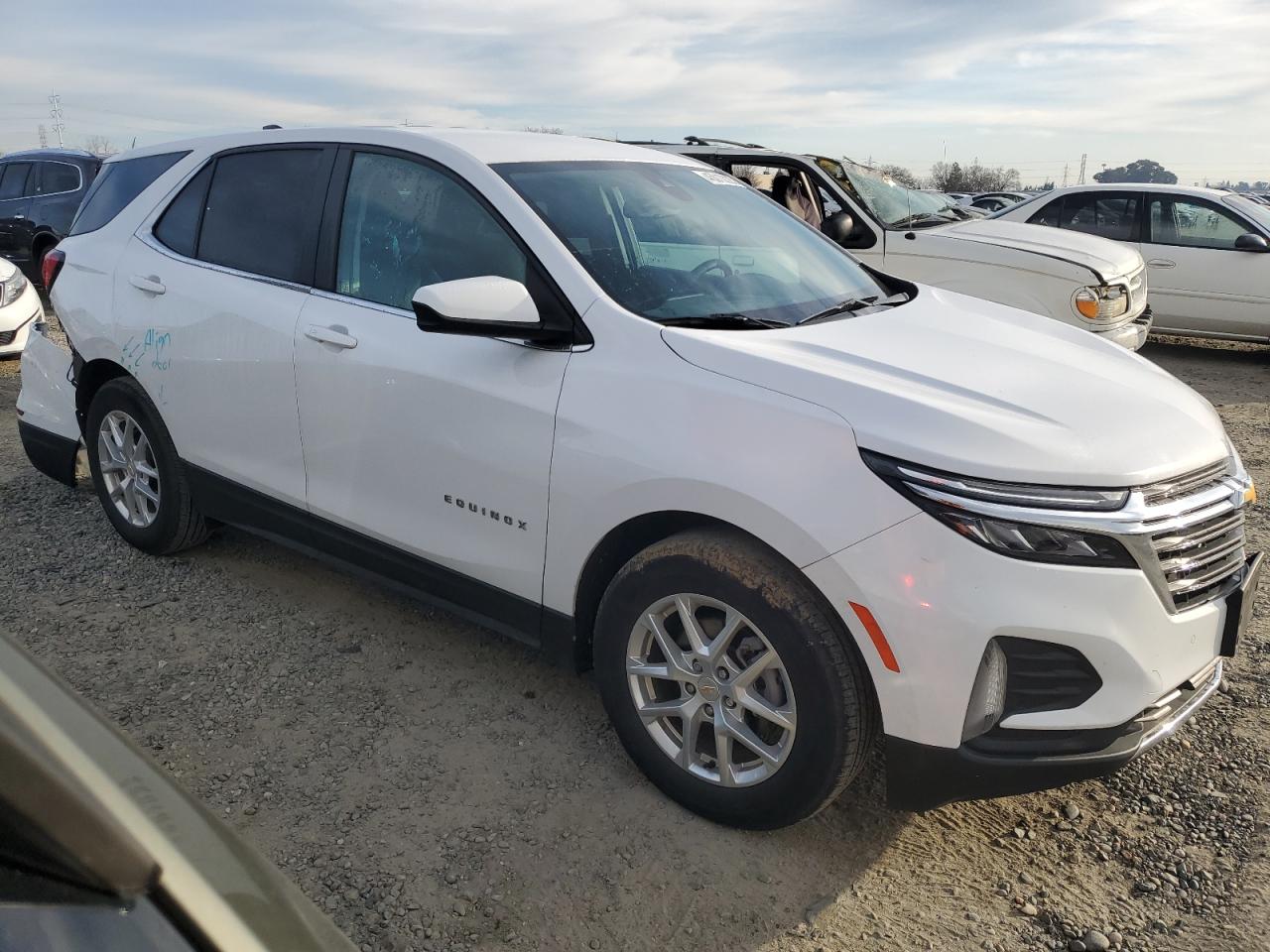 2022 CHEVROLET EQUINOX LT VIN:3GNAXKEV1NL182597