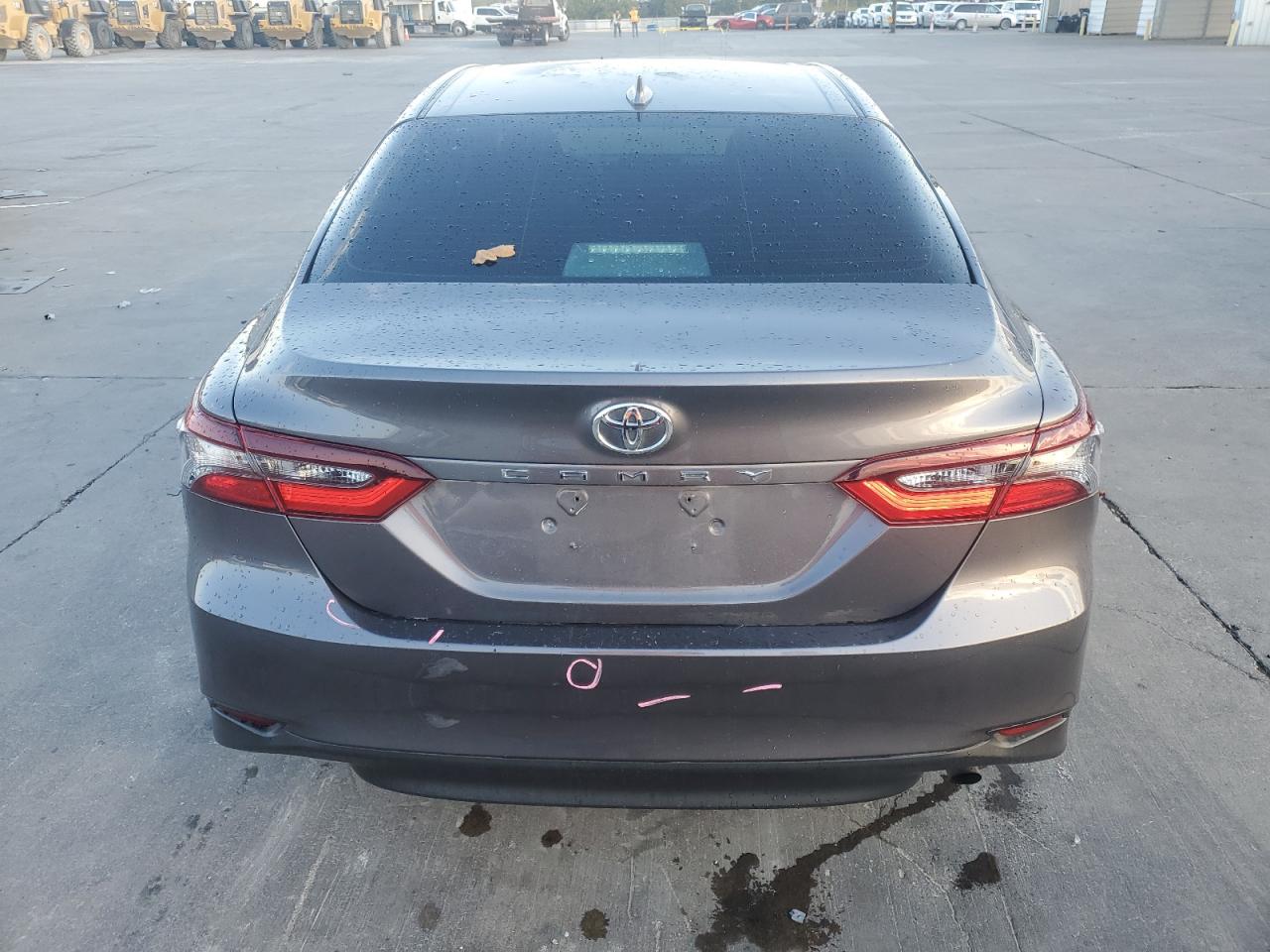 2022 TOYOTA CAMRY LE VIN:4T1C11AKXNU672532