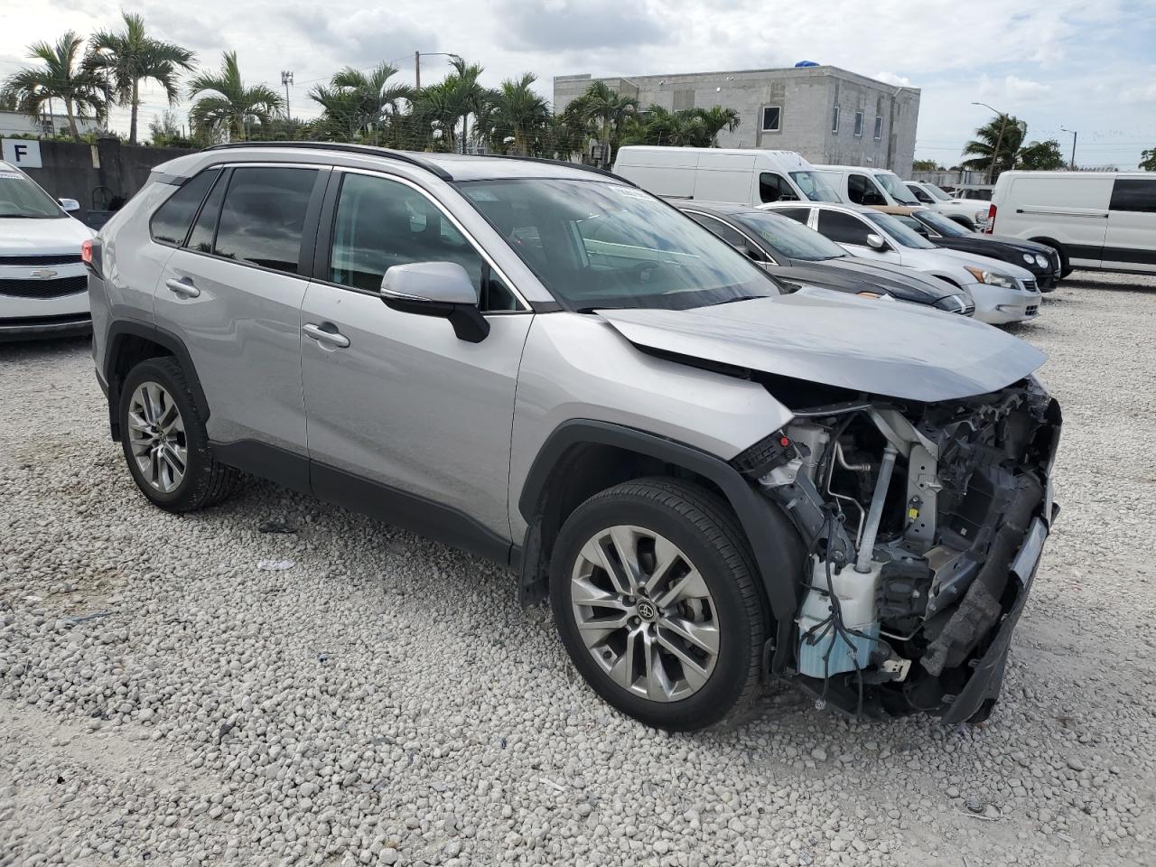 2022 TOYOTA RAV4 XLE PREMIUM VIN:2T3C1RFV6NC191607