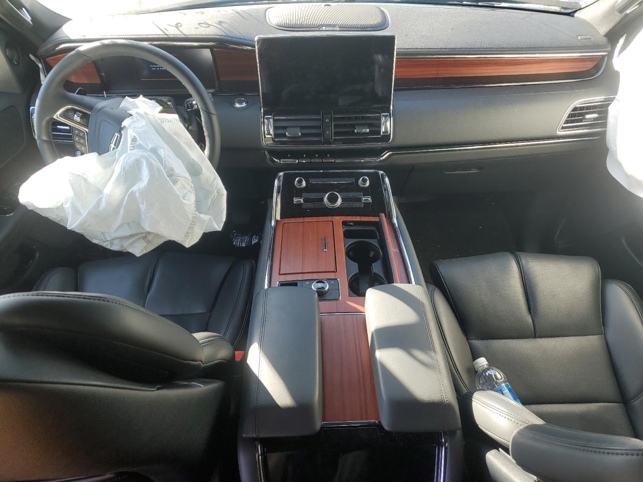 2024 LINCOLN NAVIGATOR  VIN:1C6RR7FTXKS553633