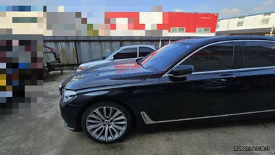 2017 BMW 750 VIN: