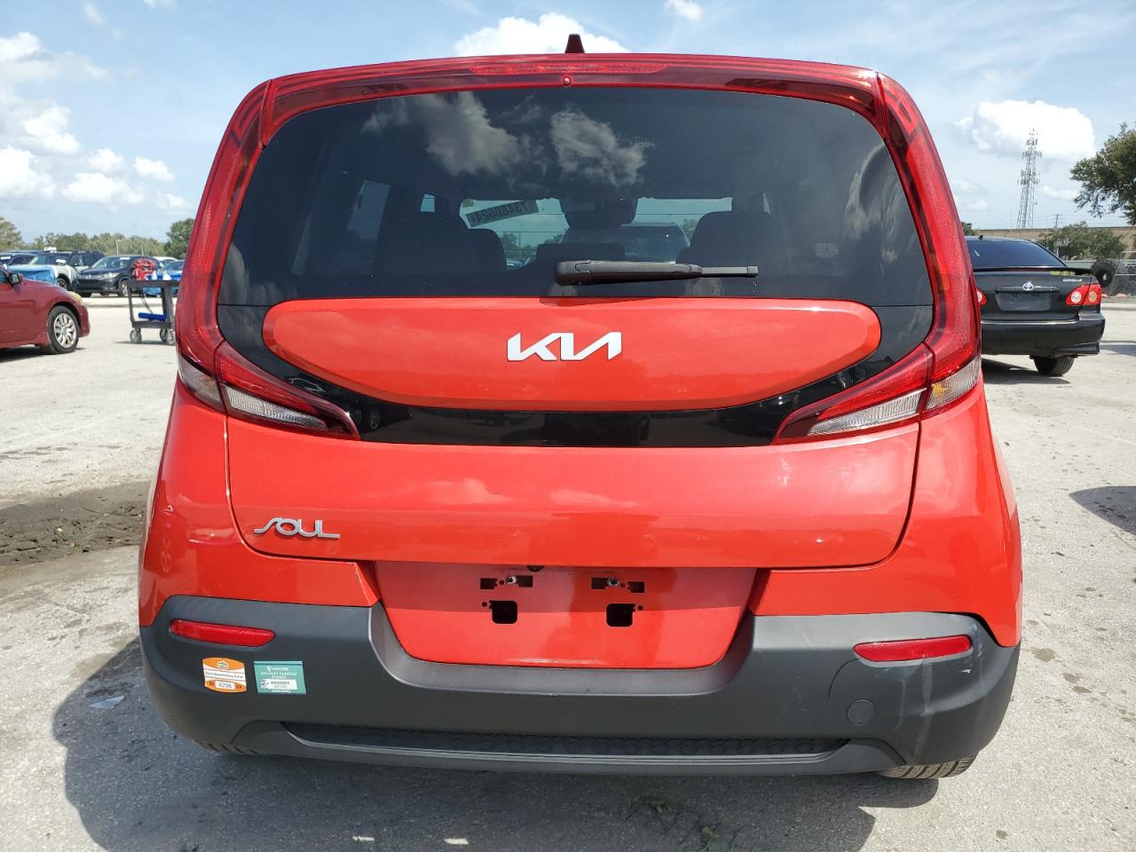 2022 KIA SOUL LX VIN:KNDJ23AU1N7184039