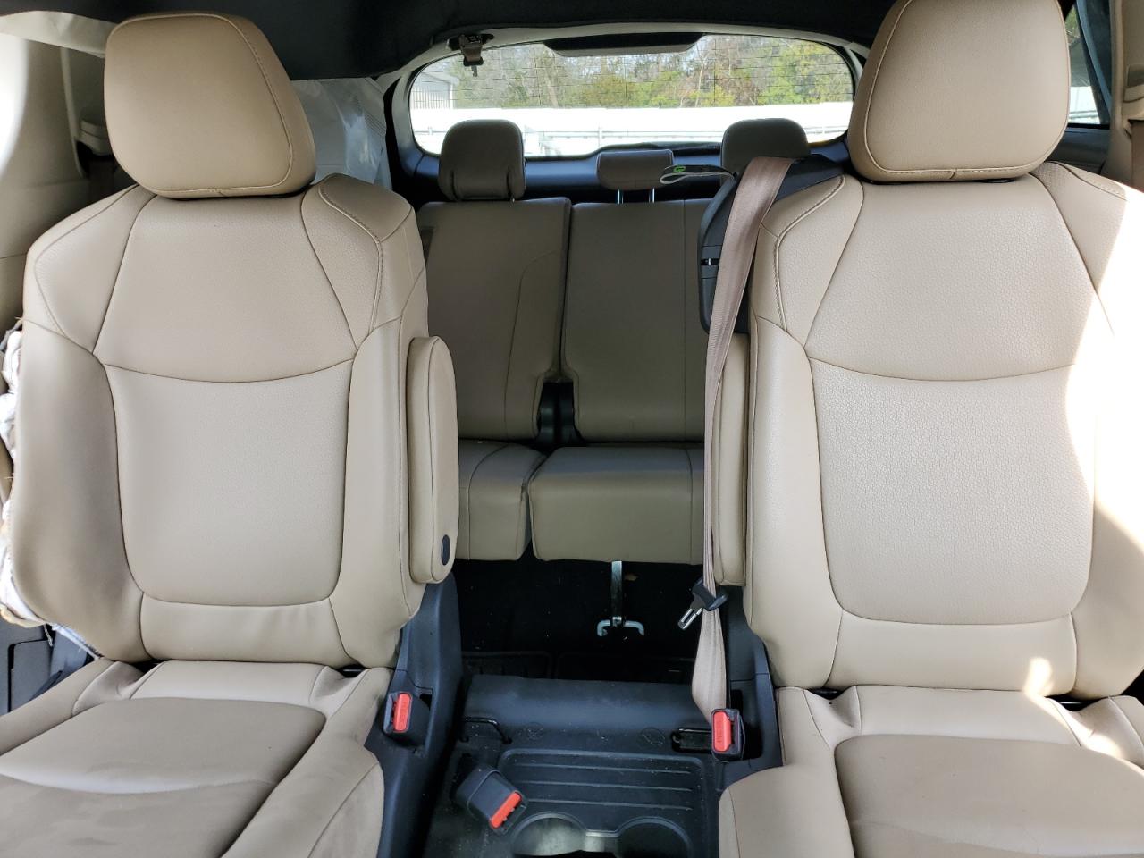 2022 TOYOTA SIENNA XLE VIN:5TDYRKEC2NS086553