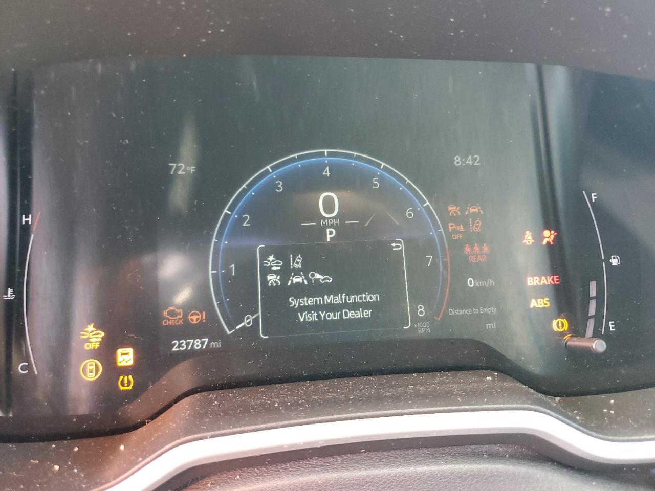 2023 TOYOTA COROLLA CROSS XLE VIN:7MUDAABG2PV047865