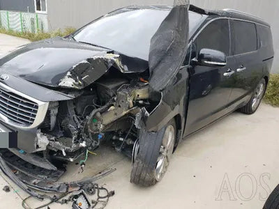 2017 Kia Carnival VIN: