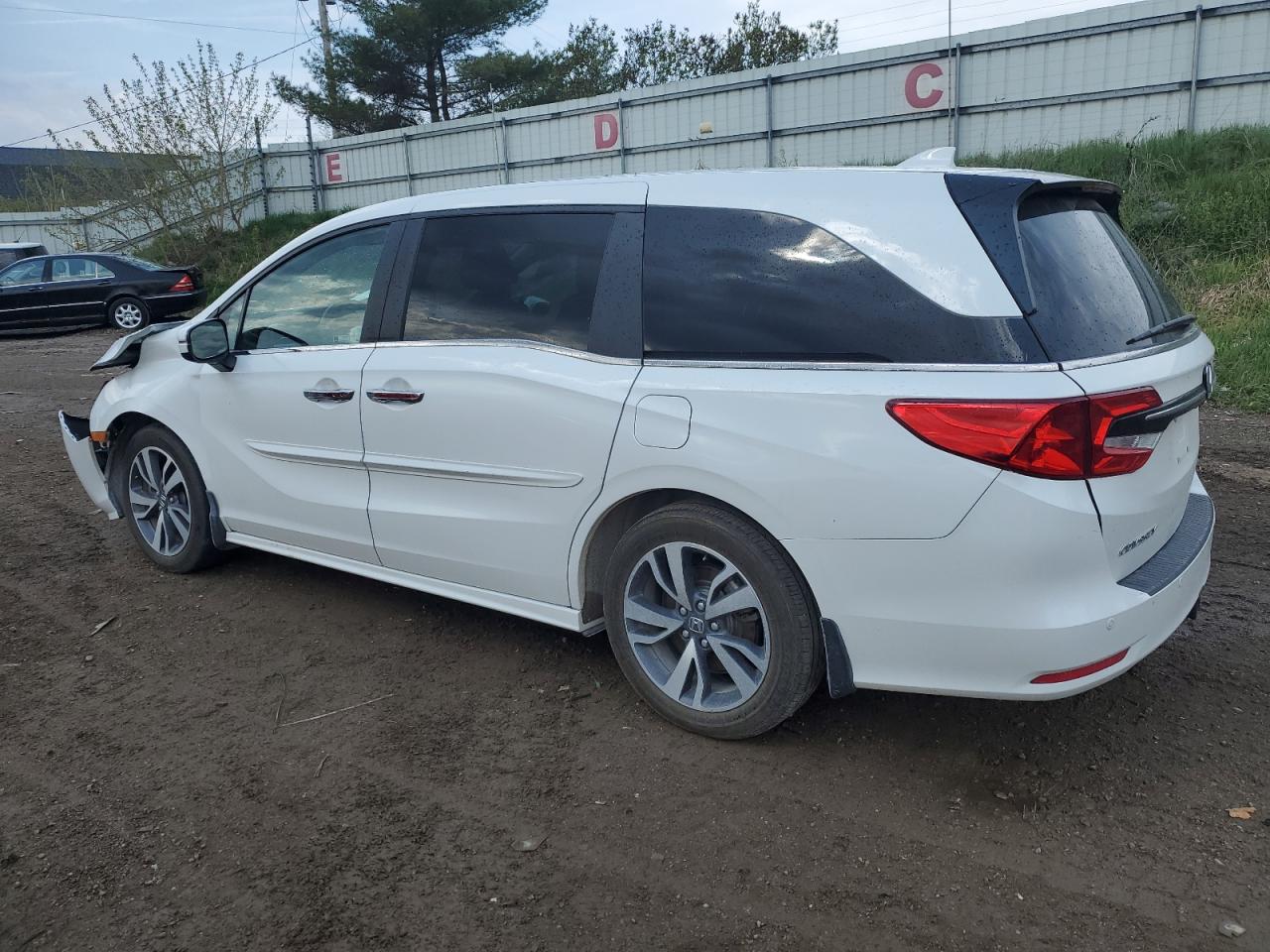 2022 HONDA ODYSSEY TOURING VIN:5FNRL6H81NB055755