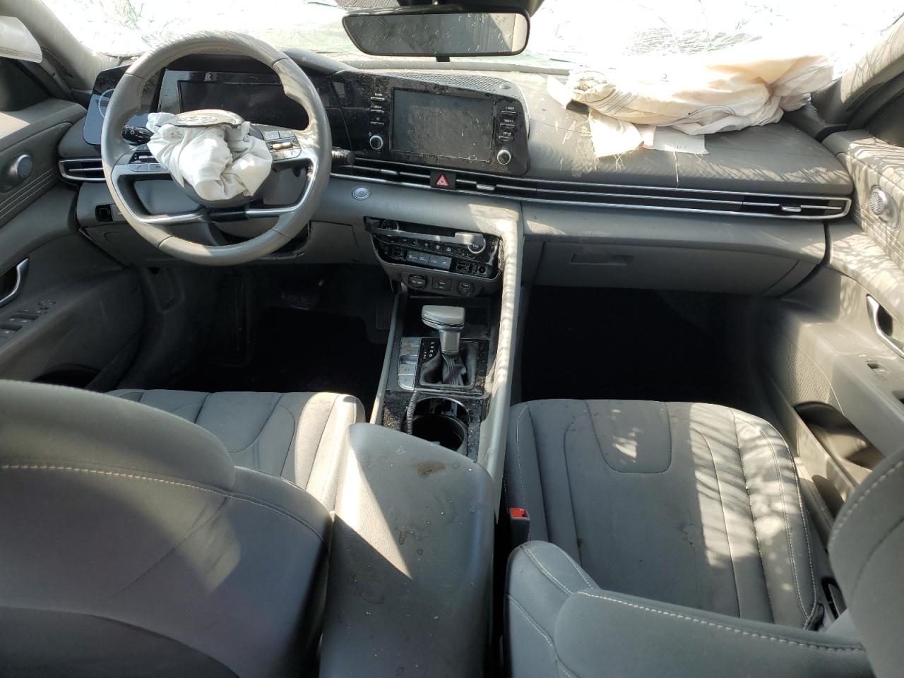 2022 HYUNDAI ELANTRA SEL VIN:5NPLN4AG2NH063306