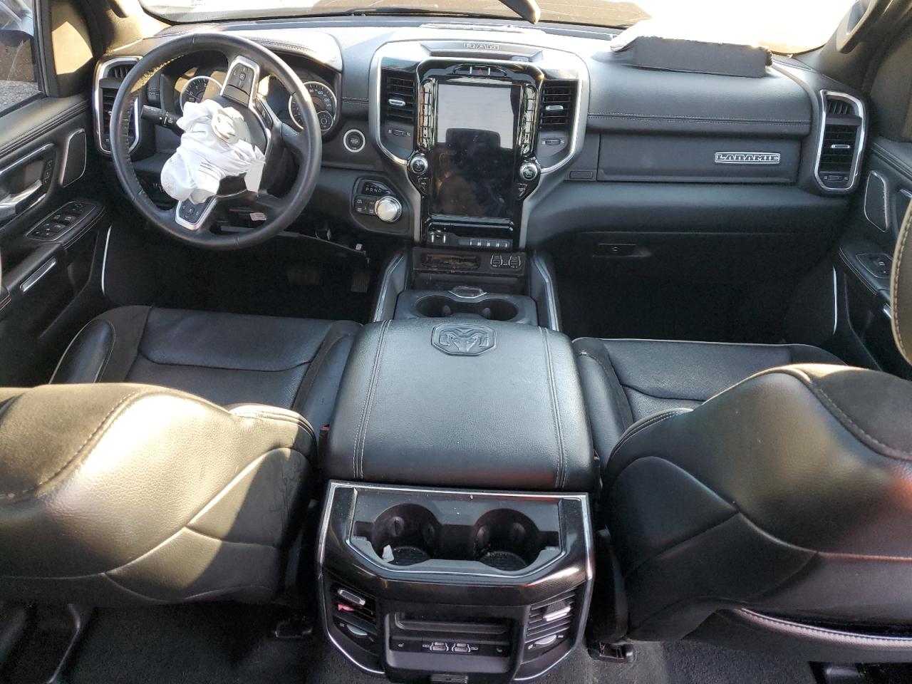 2022 RAM 1500 LARAMIE VIN:1C6SRFJT7NN186082