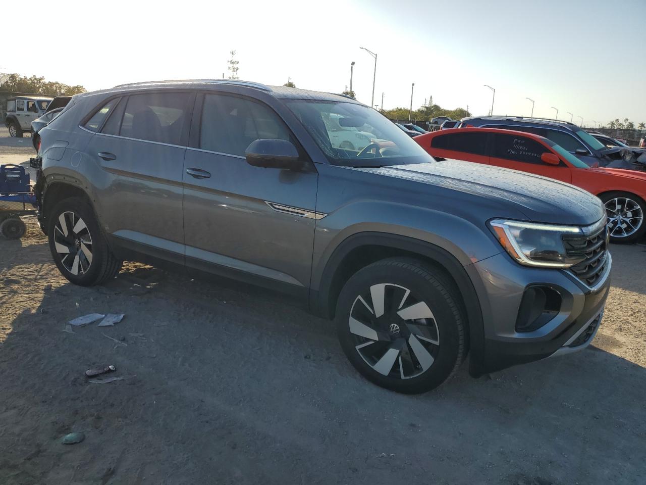 2024 VOLKSWAGEN ATLAS CROSS SPORT SE VIN:1V2JE2CA2RC256740