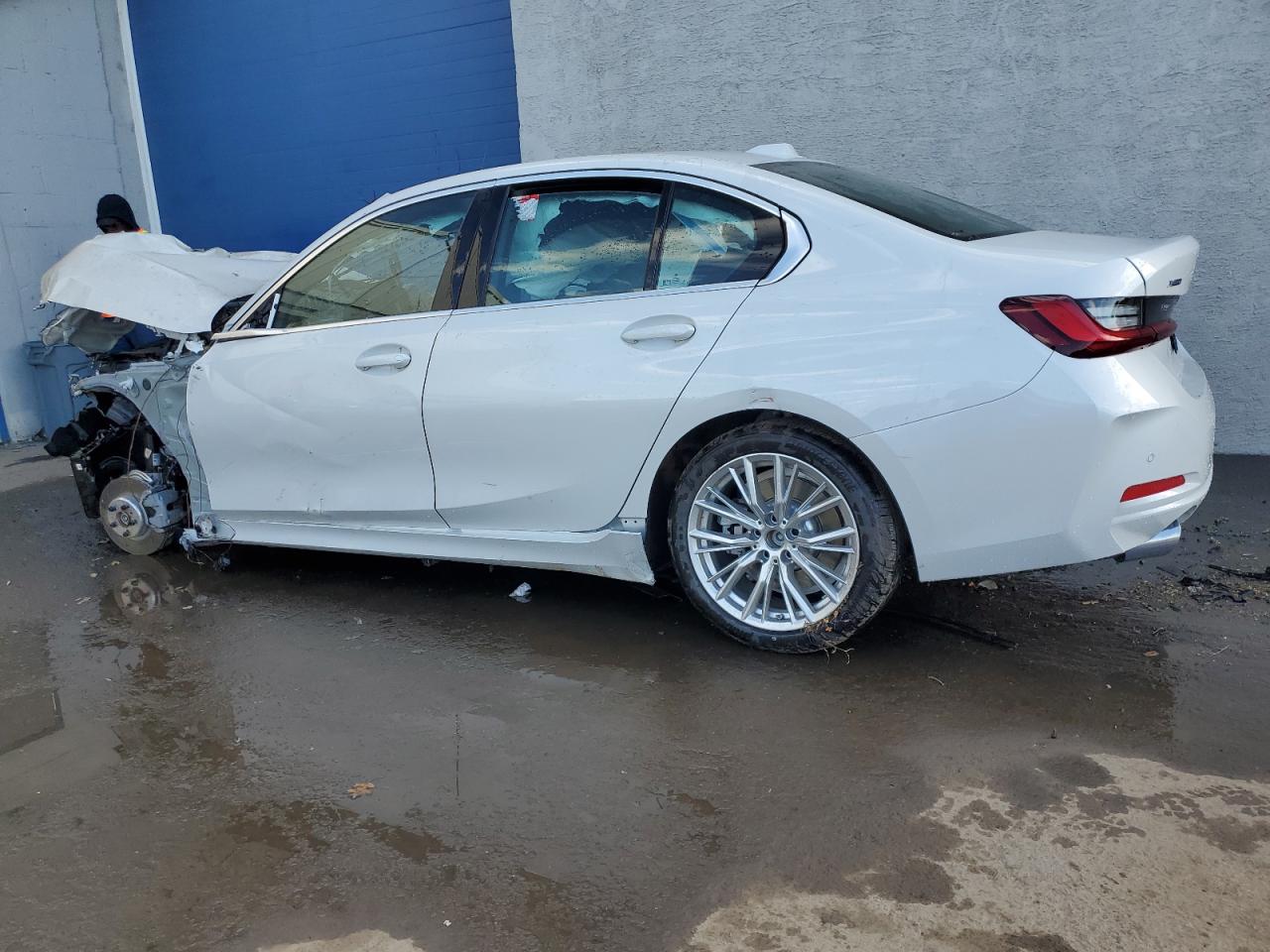 2024 BMW 330XI  VIN:3MW89FF09R8E84012