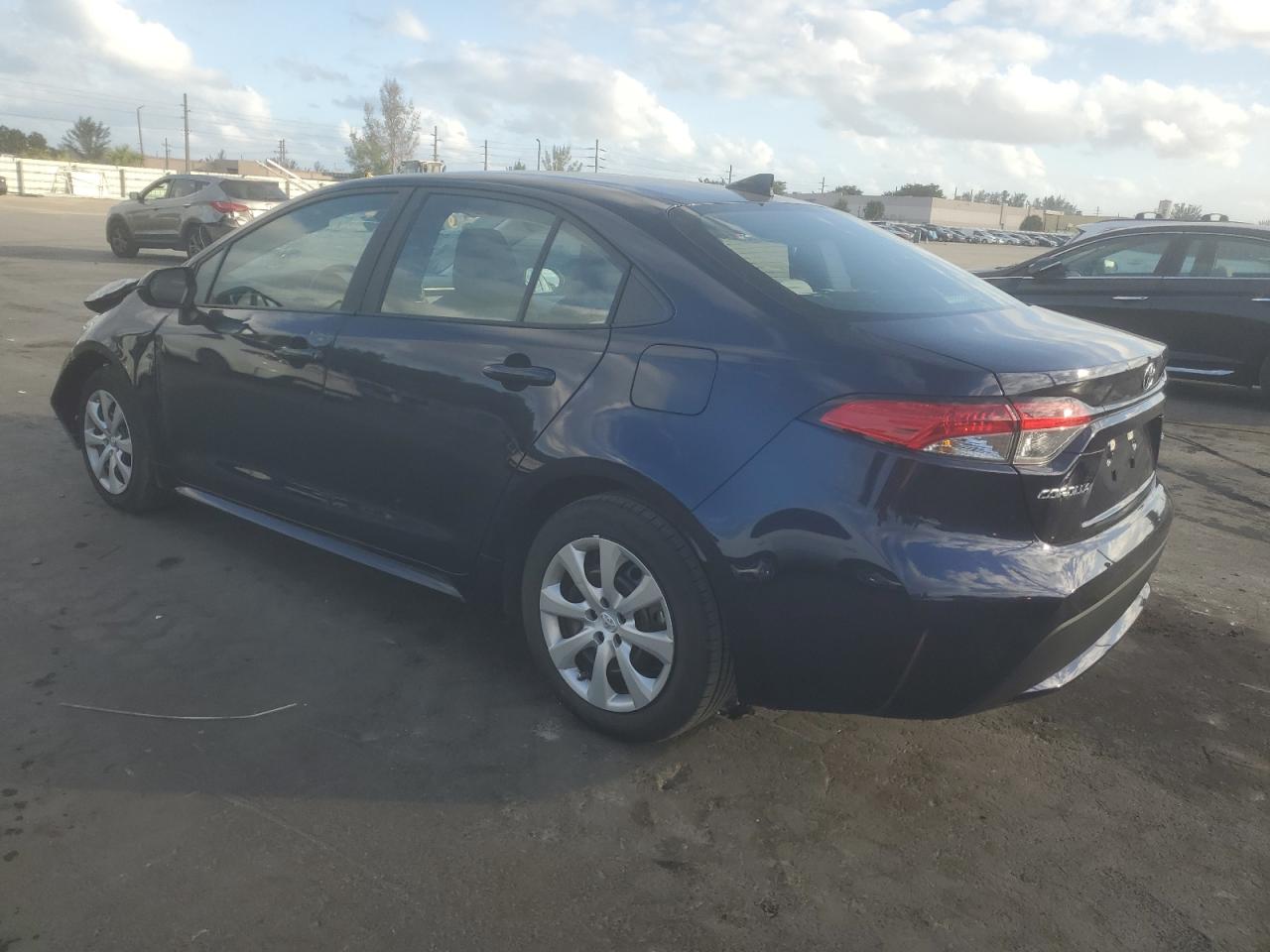 2022 TOYOTA COROLLA LE VIN:5YFEPMAE7NP381247