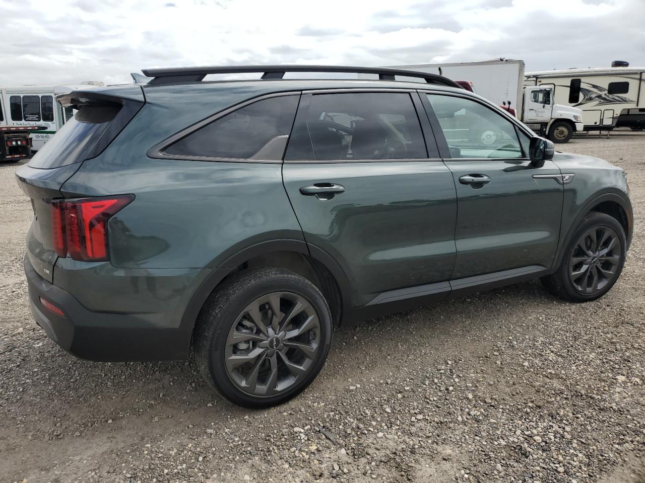 2023 KIA SORENTO EX VIN:5XYRHDLF8PG196667