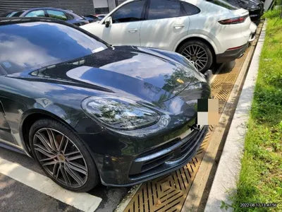 2018 Porsche Panamera VIN: