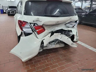 2018 Mercedes-Benz B 200 VIN: