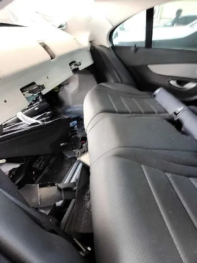 2017 Mercedes-Benz C 220 VIN: