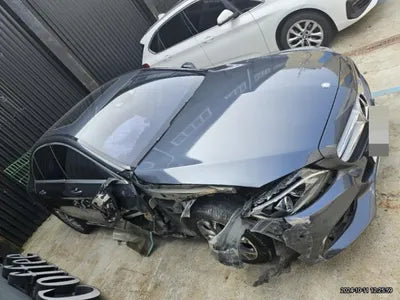 2016 Mercedes-Benz C 220 VIN: