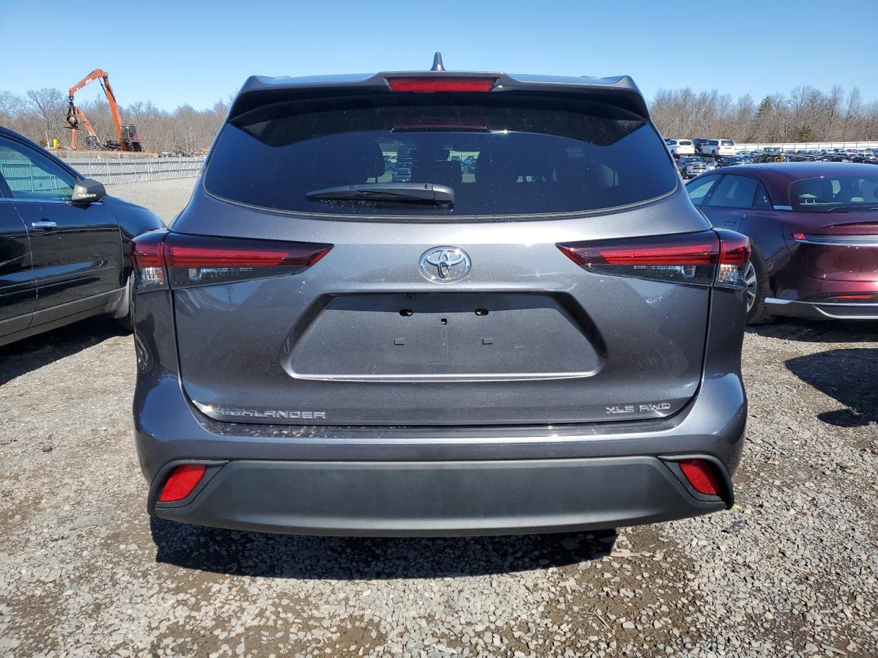 2024 TOYOTA HIGHLANDER LE VIN:5TDKDRBH0RS573074