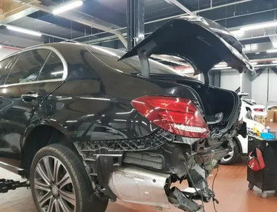 2017 Mercedes-Benz E 400 VIN: