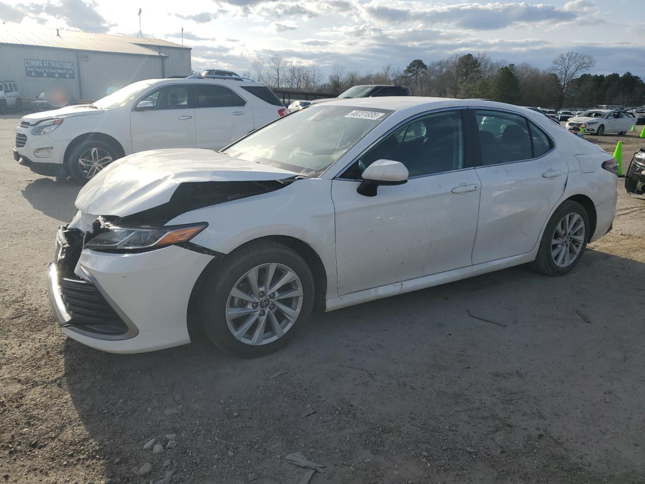 2022 TOYOTA CAMRY LE VIN:4T1C11AK9NU639537