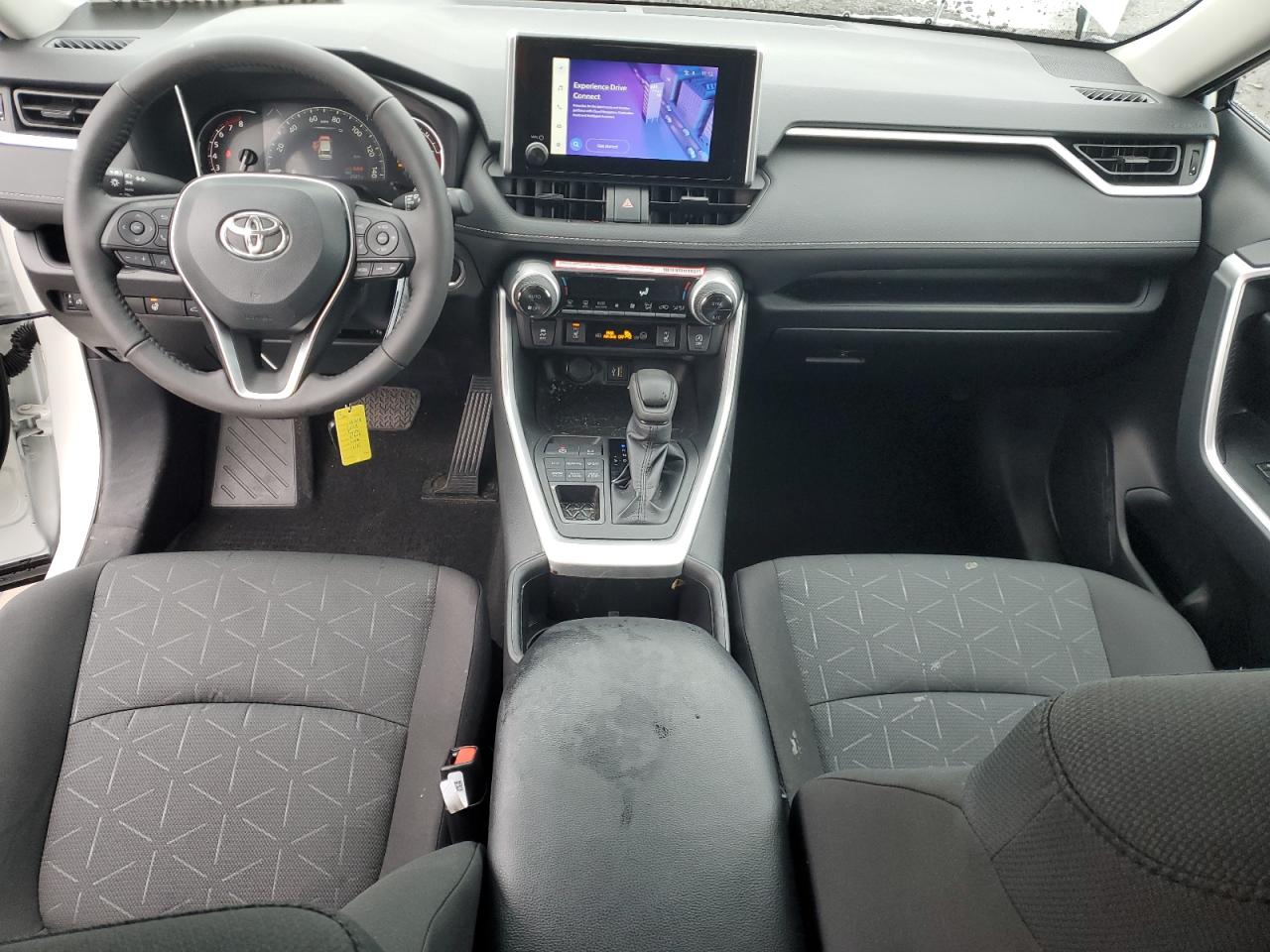 2024 TOYOTA RAV4 XLE VIN:2T3P1RFV0RC475872