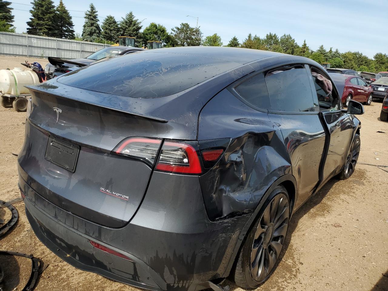 2023 TESLA MODEL Y  VIN:7SAYGDEFXPF939013