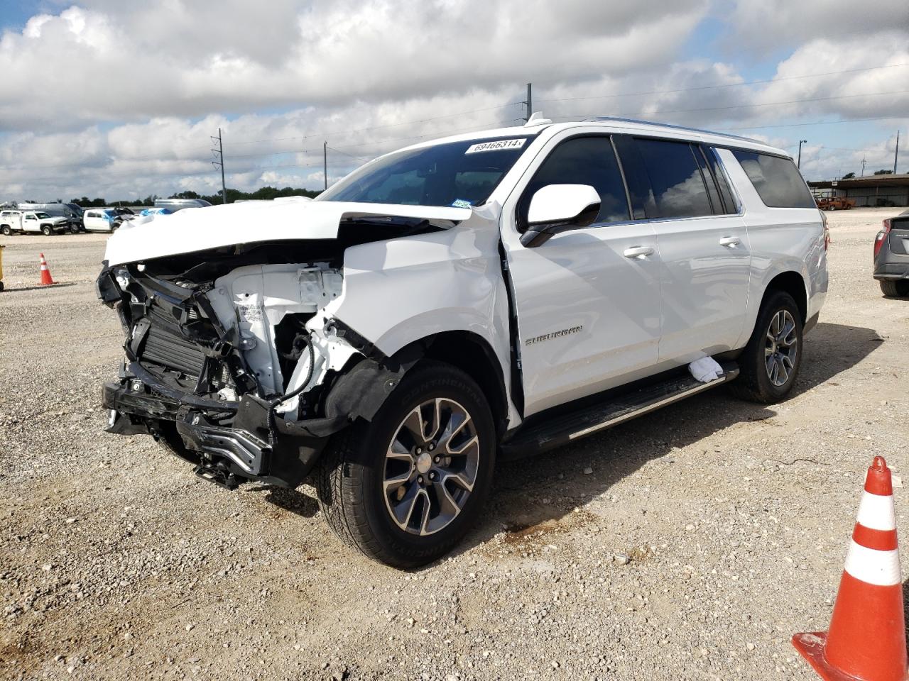 2024 CHEVROLET SUBURBAN C1500 LT VIN:1GNSCCKD7RR191966