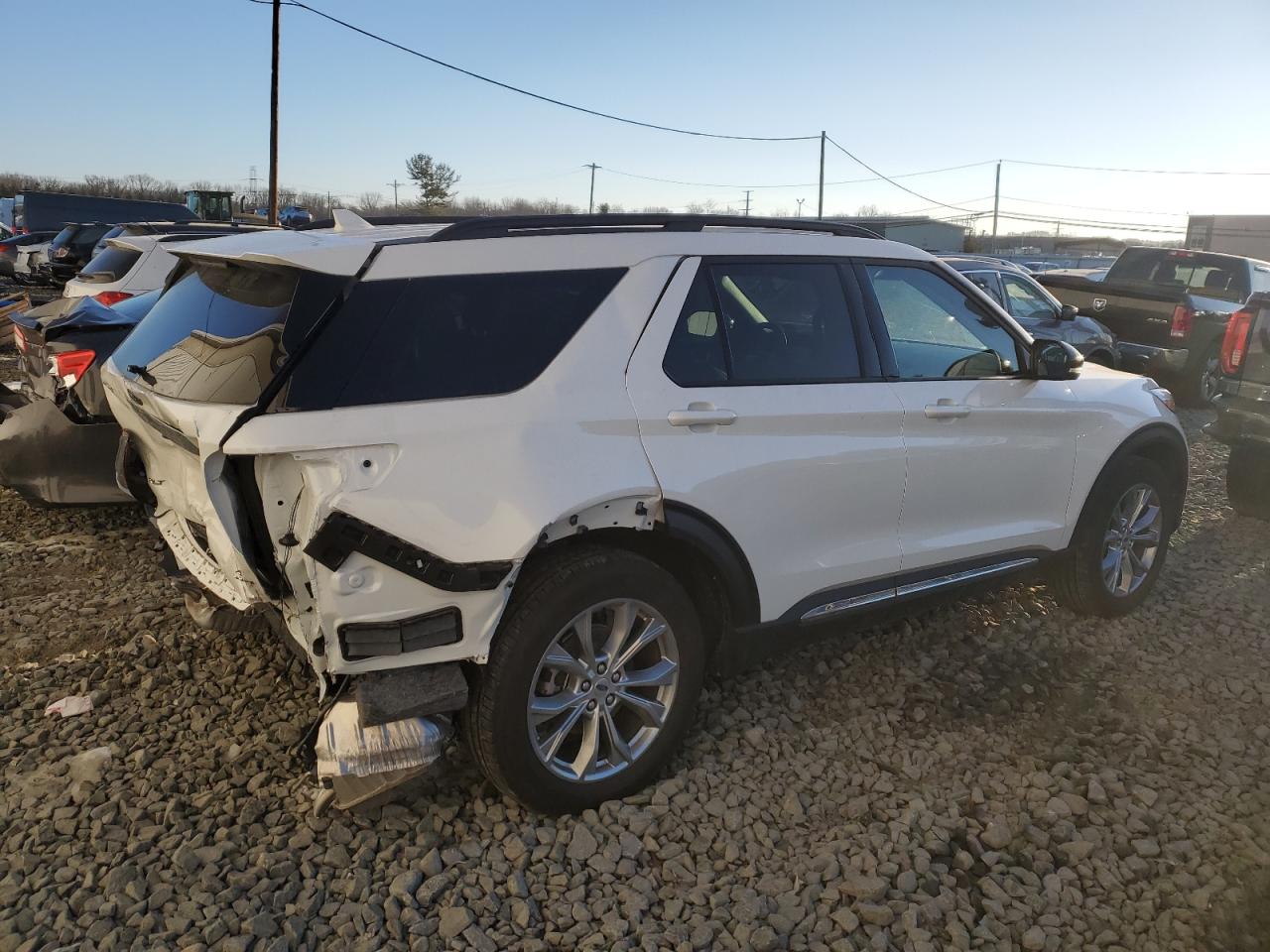 2024 FORD EXPLORER XLT VIN:1FMSK8DH1RGA43425