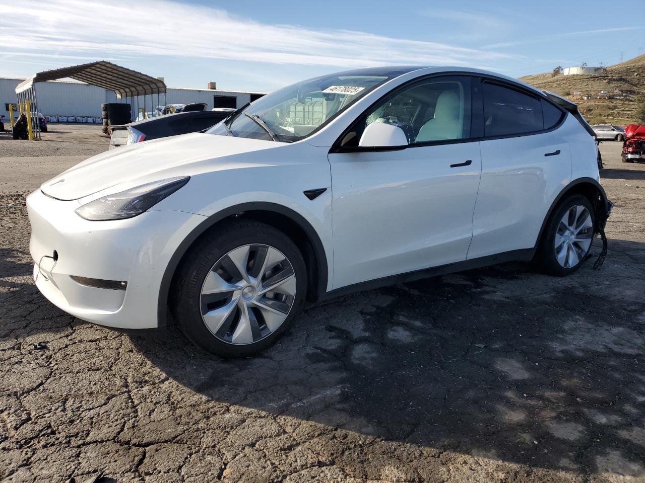 2023 TESLA MODEL Y  VIN:7SAYGDEE1PF638153