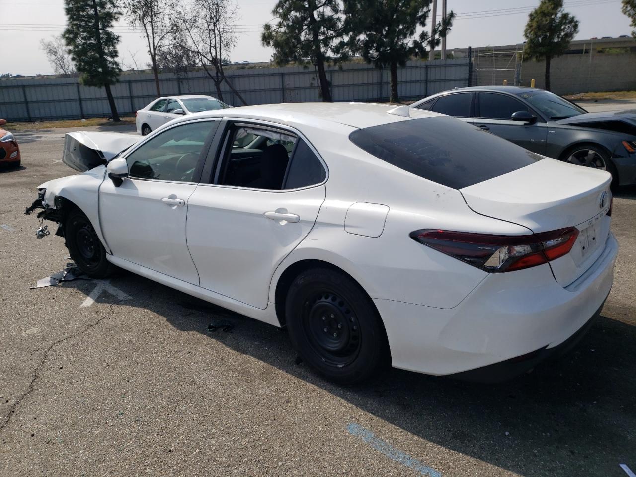 2022 TOYOTA CAMRY LE VIN:4T1C31AK2NU573018