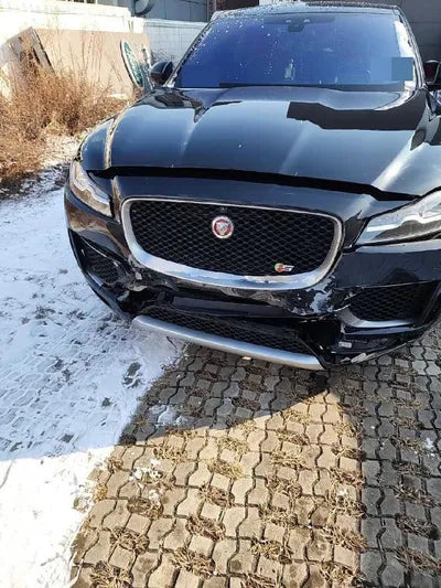 2017 Jaguar F-Pace VIN: