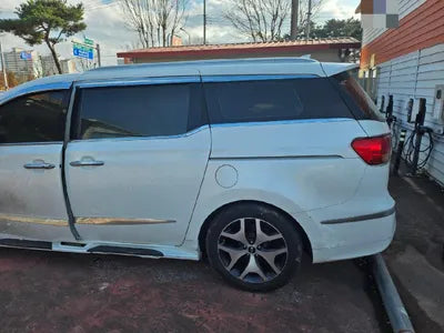 2017 Kia Carnival VIN: