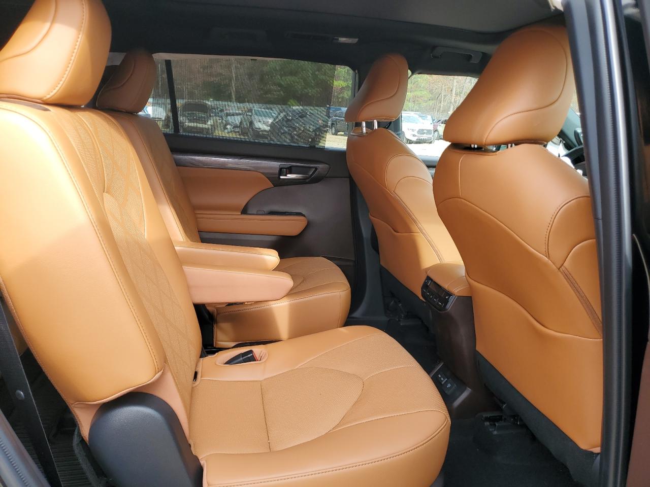 2022 TOYOTA HIGHLANDER PLATINUM VIN:5TDFZRBH0NS238748