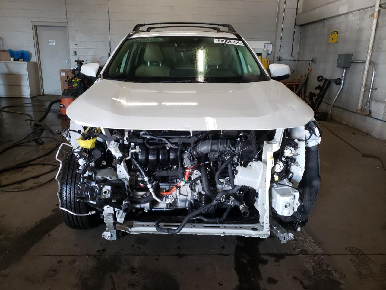 2023 TOYOTA RAV4 XLE VIN:JTMRWRFV7PD204584