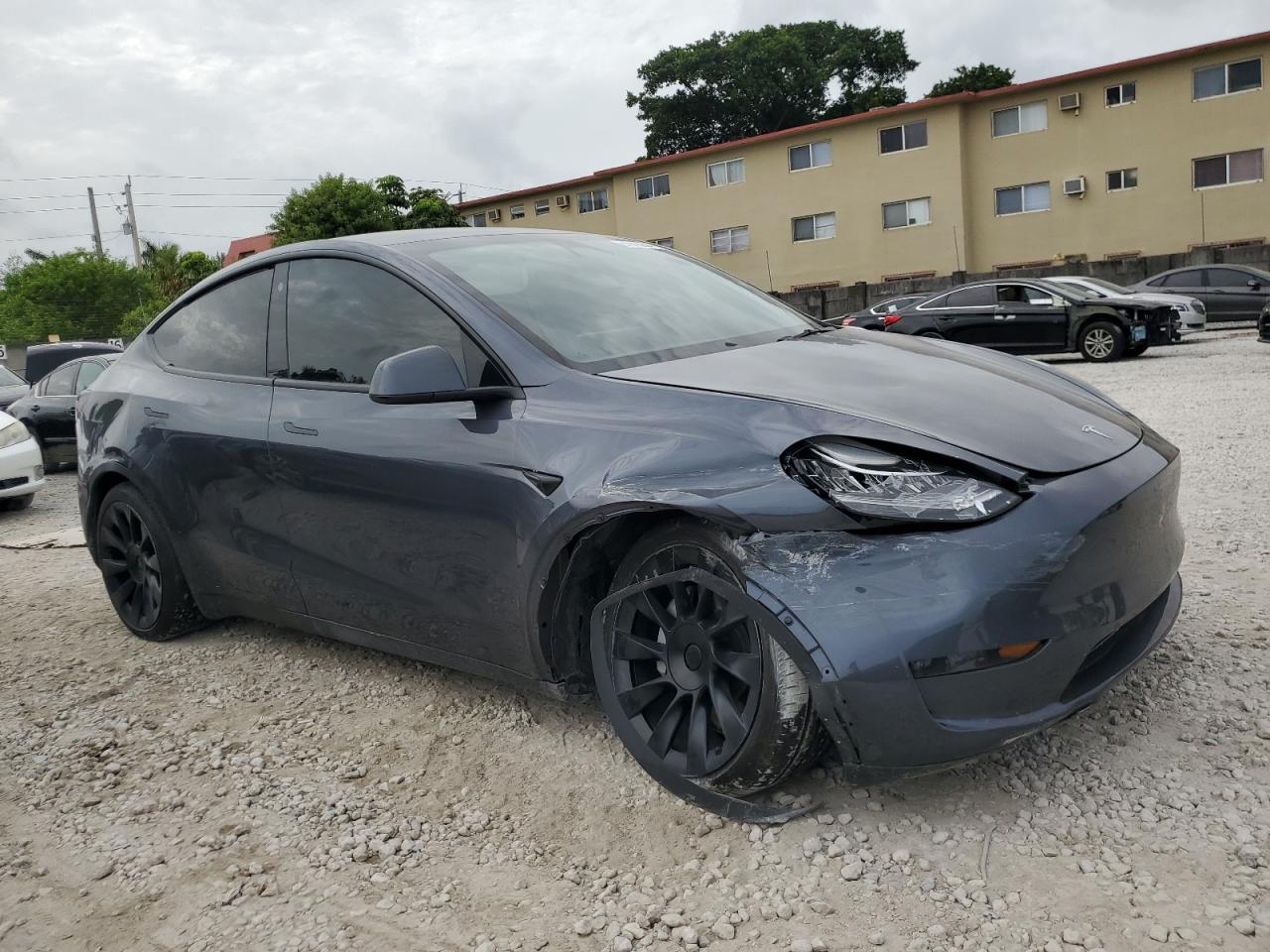 2023 TESLA MODEL Y  VIN:7SAYGDEE5PA026115