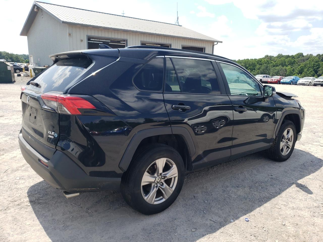 2022 TOYOTA RAV4 XLE VIN:2T3P1RFV8NW276464