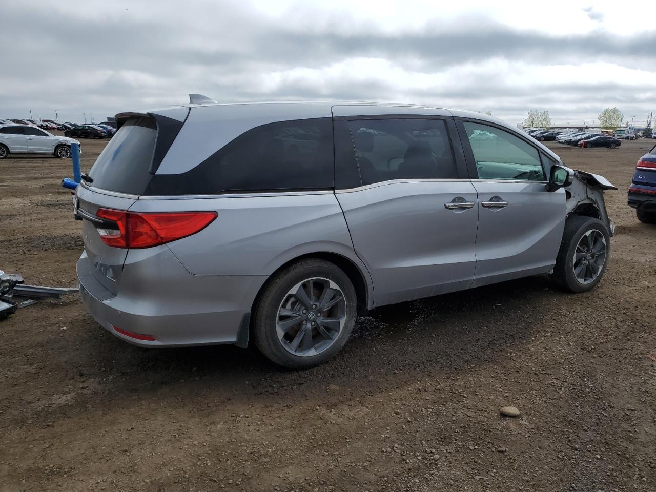 2022 HONDA ODYSSEY TOURING VIN:5FNRL6H87NB504131