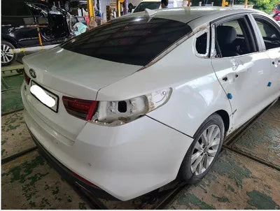2016 Kia K5 KNAGU416BGA021424 VIN:KNAGU416BGA021424