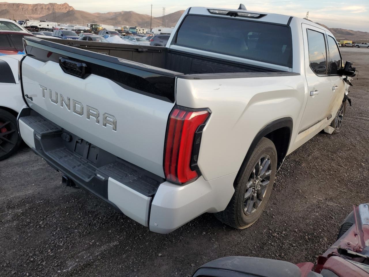 2022 TOYOTA TUNDRA CREWMAX PLATINUM VIN:5TFNA5DB9NX029264