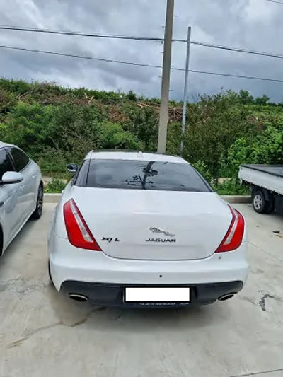 2016 Jaguar XJ SAJAA2292GNV99247 VIN:SAJAA2292GNV99247