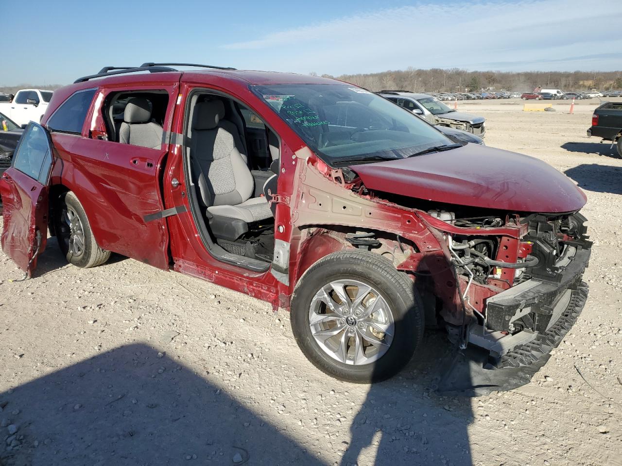 2023 TOYOTA SIENNA LE VIN:5TDKRKEC2PS179209