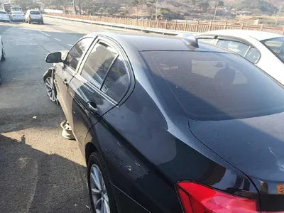 2017 BMW 320 WBA8C5109HK855122 VIN:WBA8C5109HK855122