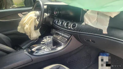 2019 Mercedes-Benz E 220 VIN: