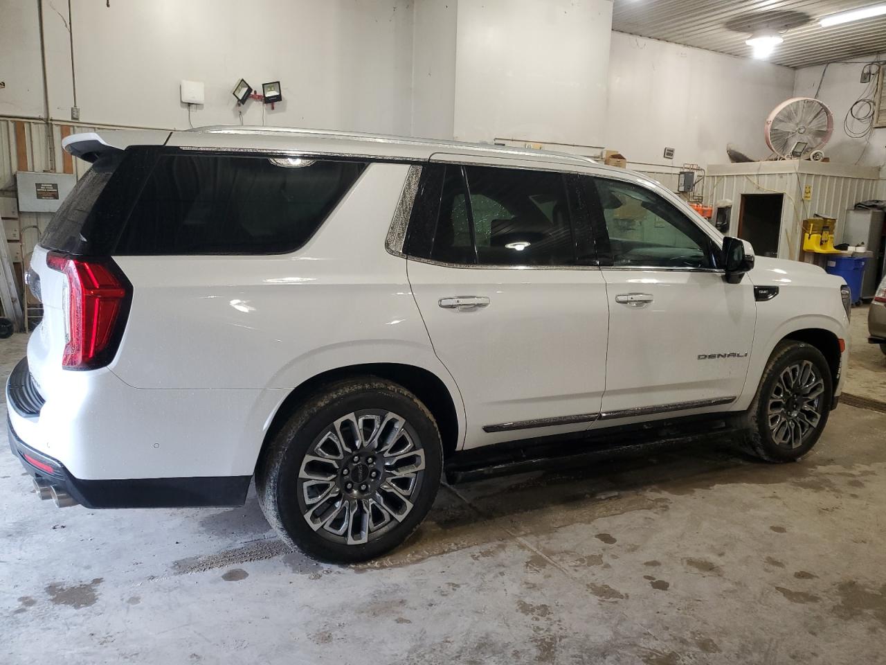2023 GMC YUKON DENALI ULTIMATE VIN:1GKS2EKL0PR335633