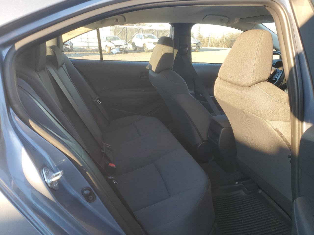 2022 TOYOTA COROLLA LE VIN:5YFEPMAE9NP388491