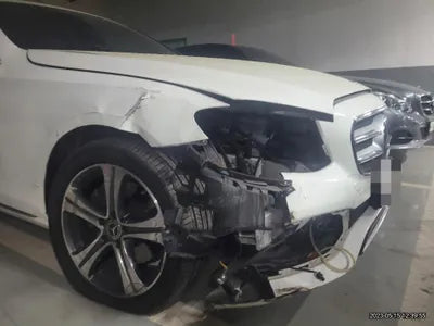 2019 Mercedes-Benz E 220 VIN: