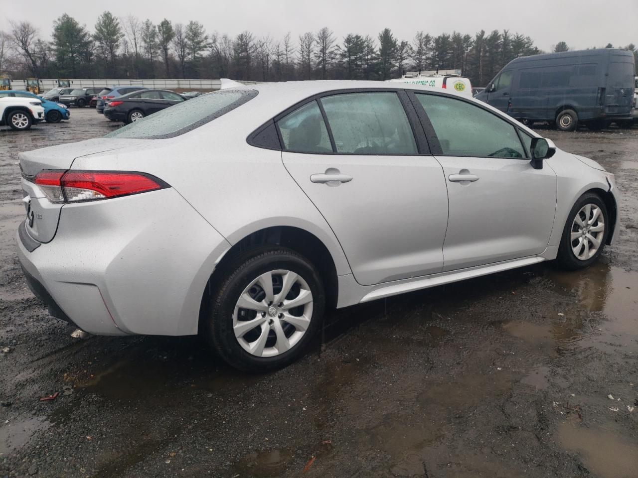 2024 TOYOTA COROLLA LE VIN:5YFB4MDE3RP228104